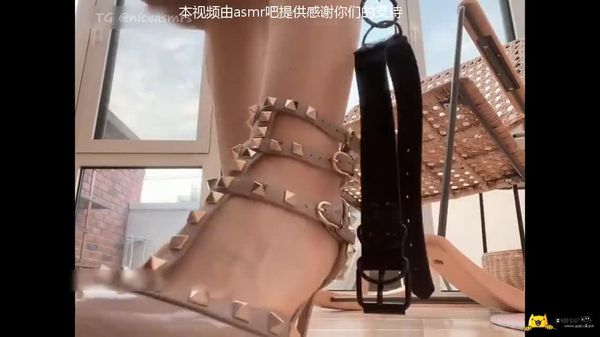 aki秋水奶油学姐 爱发电华伦天奴高跟鞋sp