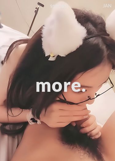 直播小奶猫一根玩具完全不够玩