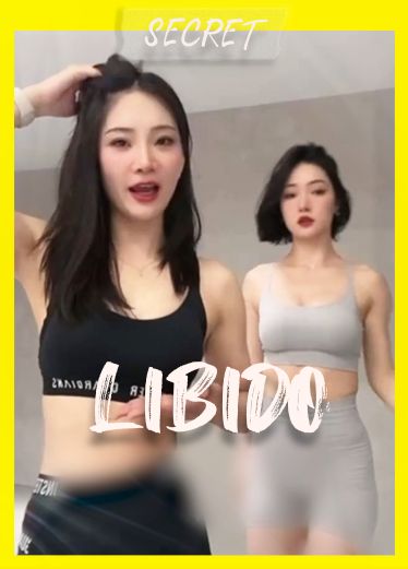 门事件 为流量无下限 抖音网红 直播间大方展示自己的小骚逼骆驼趾